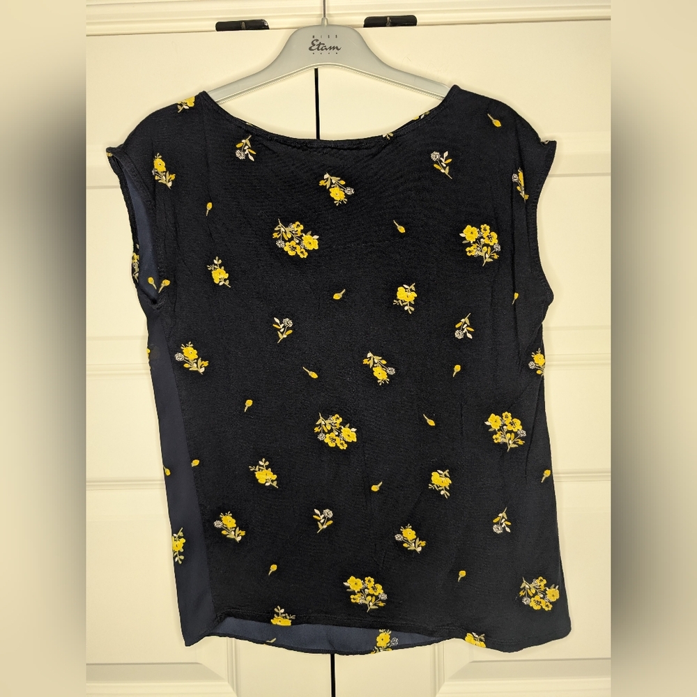 LOFT Petites SP Womens Tank Top Dark Navy/Black with Yellow Floral - Picture 2 of 6